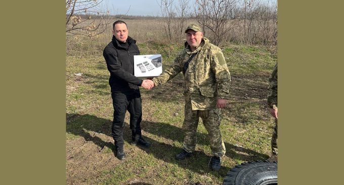 Бійці з батальйону ТРО Кам‘янського району отримали квадрокоптер та необхідне обладнання