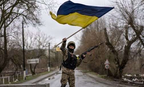 Дві третини українців хочуть звільнення усієї України – опитування