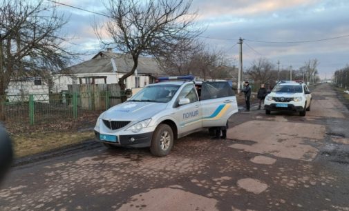 Тіло було у хліву: у Юр‘ївському районі чоловіка вбили ножем у шию