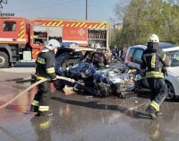 Внаслідок ДТП в Запоріжжі в автівці затисло двох 15-річних підлітків