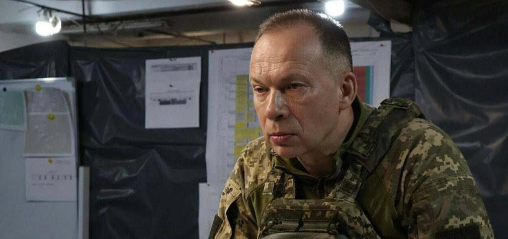 Солдати РФ використовують смартфони з координатами позицій ЗСУ – Сирський