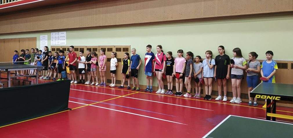 Кам’янчанські спортсмени завоювали медалі на обласному чемпіонаті з настільного тенісу
