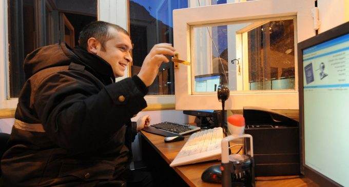 Росія скасувала візи для Грузії та готується відновити авіарейси. Реакція Тбілісі