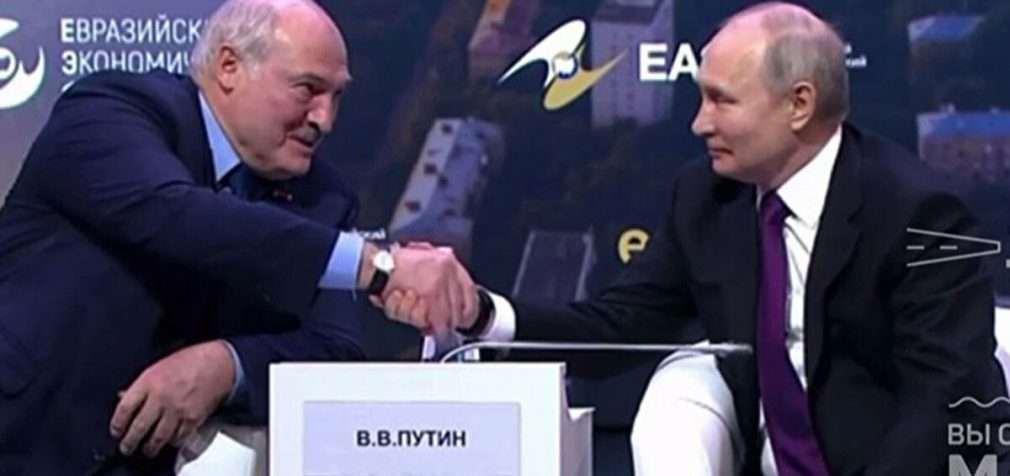 Токаєв: Росія та Білорусь створили проблему для країн Євразійського союзу
