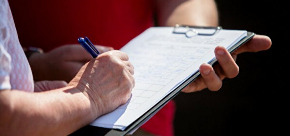 53% українців вважають корупціонерів у владі ворогом страшнішим, ніж агенти РФ