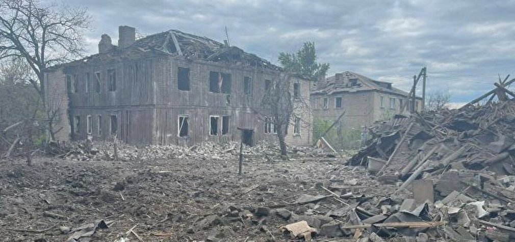Єрмак: Росіяни обстріляли Торецьк Донецької області, шестеро людей постраждали