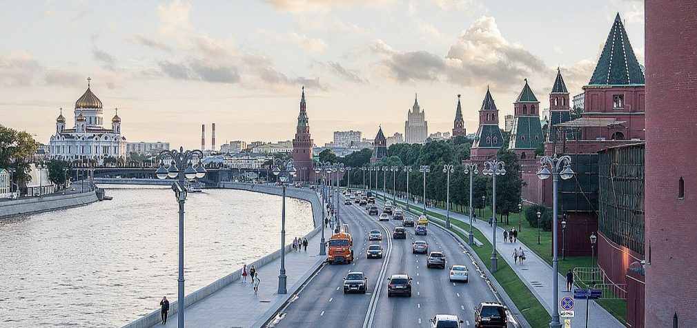 У Резнікова пояснили “челендж” із безпілотниками над Кремлем