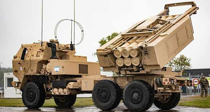 Міністр оборони Польщі повідомив про прибуття до країни перших HIMARS