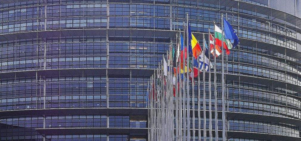 У ЄС планують використати заморожені активи Росії для допомоги Україні