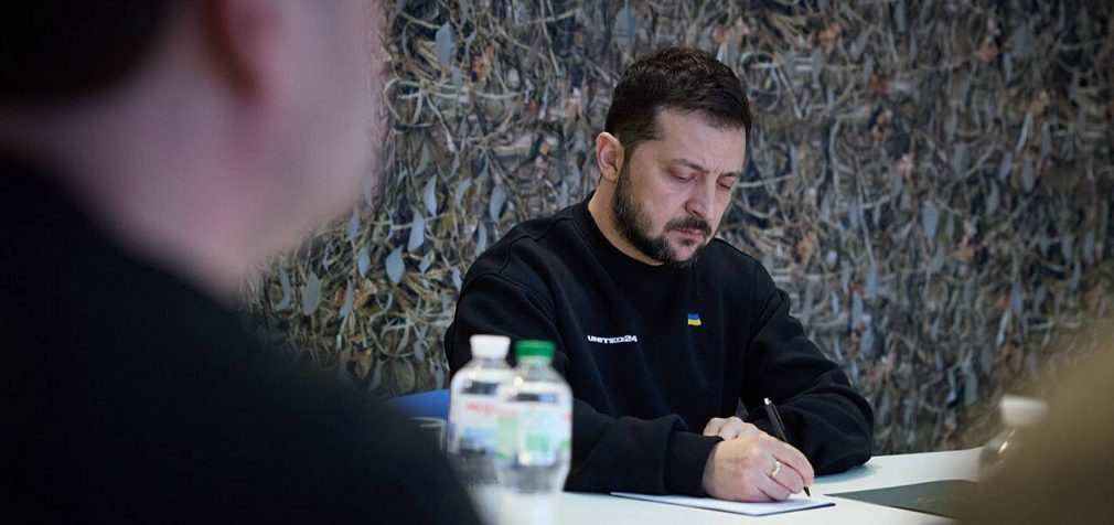 Зеленський провів Ставку: Заслухав доповіді про Бахмут та боєприпаси