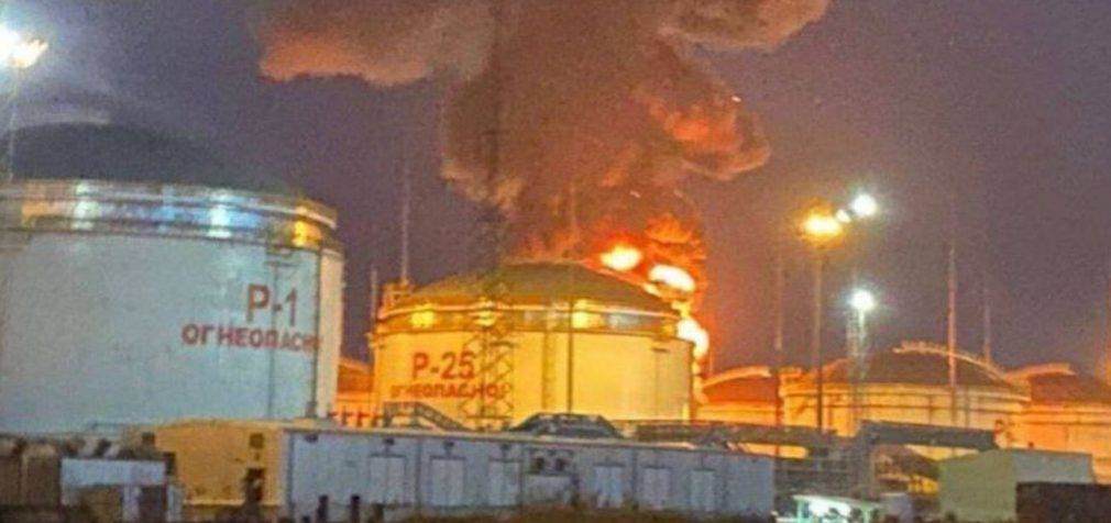Масштабна пожежа на нафтобазі біля Кримського мосту. Росіяни вигадали причину