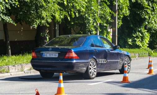 На вулиці Січових Стрільців у Дніпрі Mercedes збив жінку