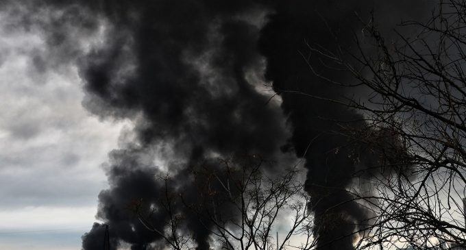 У Курську видніється дим і лунають вибухи: росіяни заявляють про пожежу