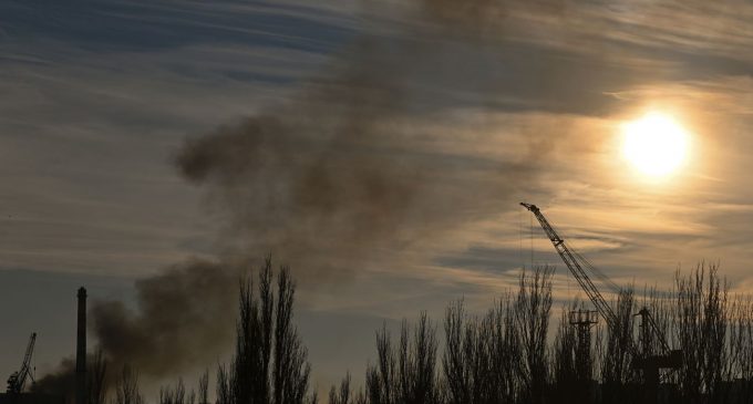 Росіяни знову обстріляли Кізомис: поранено жінку та знищено будинки