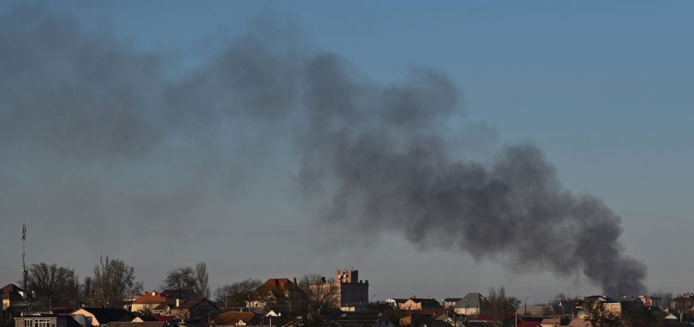 У Херсоні чутно вибухи