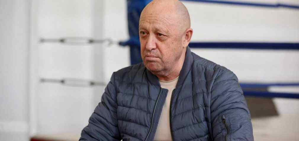 Пригожин з “вагнерівцями” йдуть на Москву: що відомо про бунт у Росії