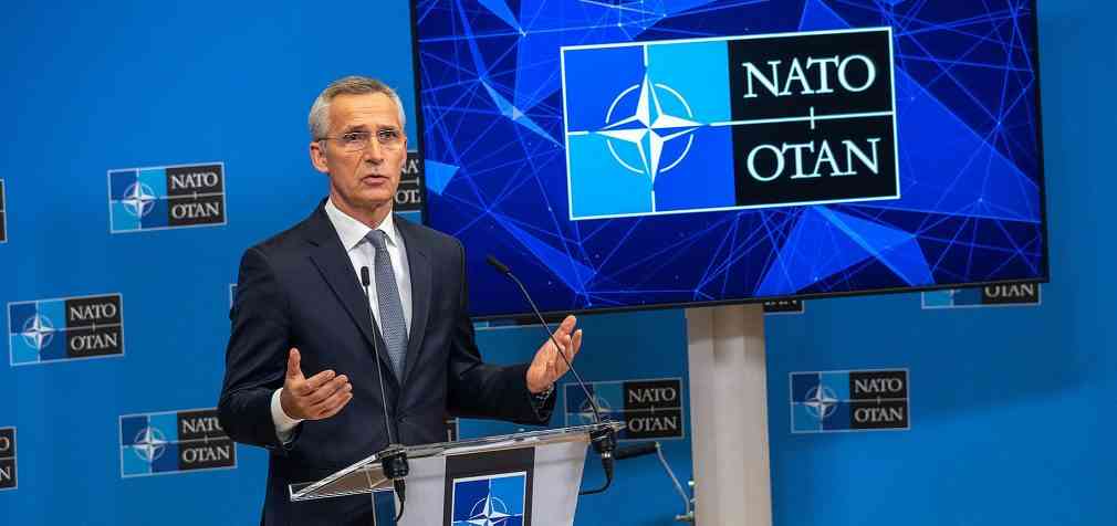 НАТО готове захищатися від Росії та Білорусі – Столтенберг