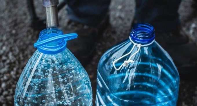 Нікопольщина та частина Криворіжжя залишились без водопостачання: людям підвозять воду