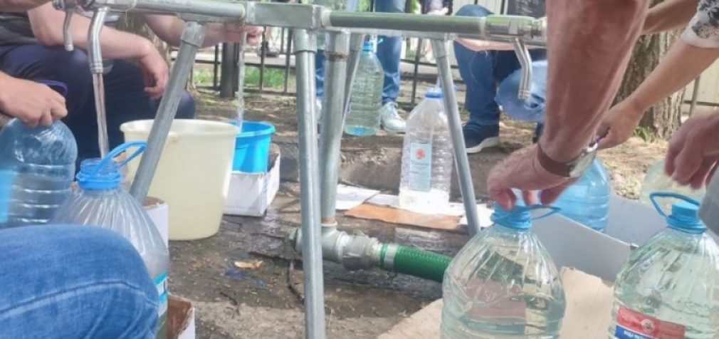 У Марганці встановили 17 пунктів видачі води: адреси