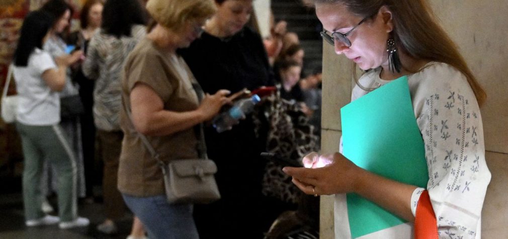 В Україні оголошено масштабну повітряну тривогу, повідомляють про пуски ракет