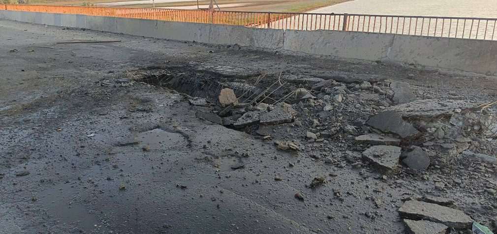 Окупанти звели понтонну переправу біля Чонгарського мосту — ЗМІ