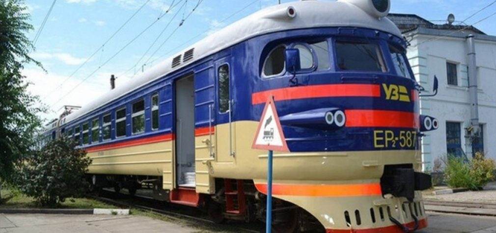 Відзавтра відновлюється рух потягів на ділянці Нікополь – Кривий Ріг – Тимкове