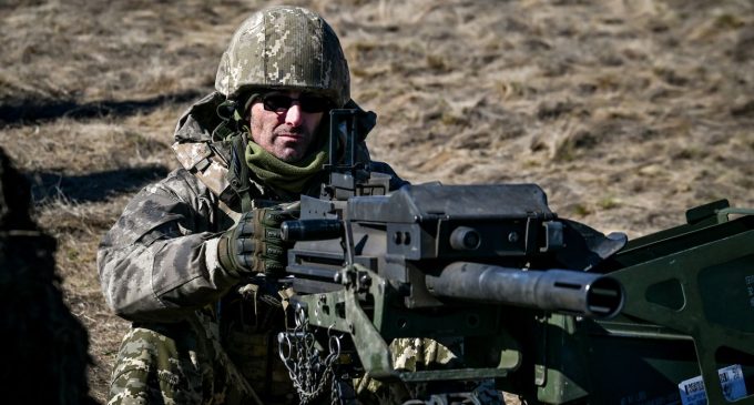 Українські війська атакують на сході та півдні вирівнюючи лінію фронту: карти боїв ISW