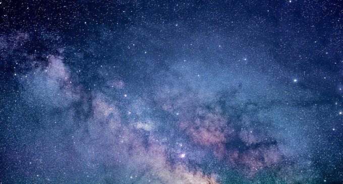 Телескоп у Чилі зняв зіткнення галактик у сузір’ї Водолія