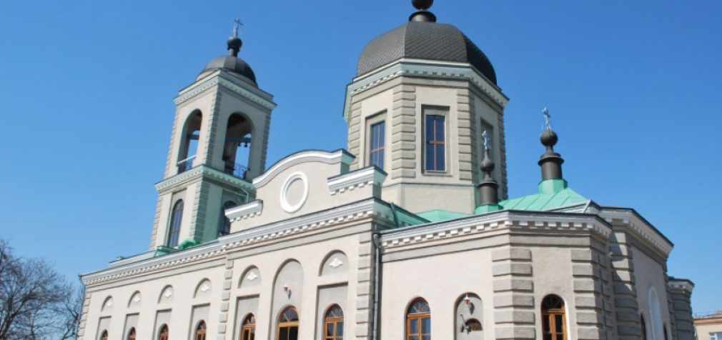 Вийшов оголений до храму: у Запоріжжі суд присудив чоловіку 85 гривень штрафу