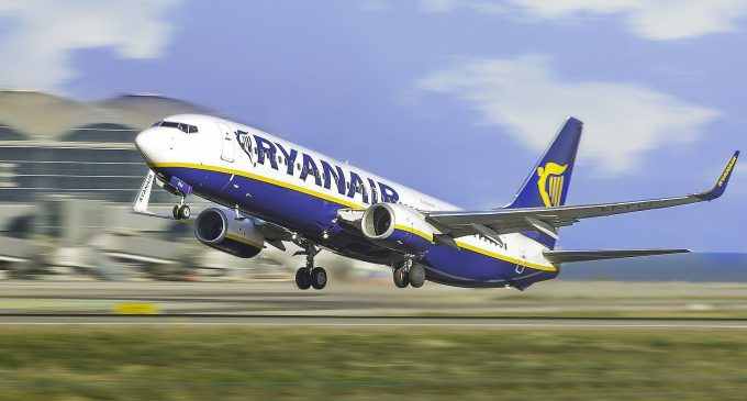 Перші авіарейси з України запустять до кінця року – Ryanair