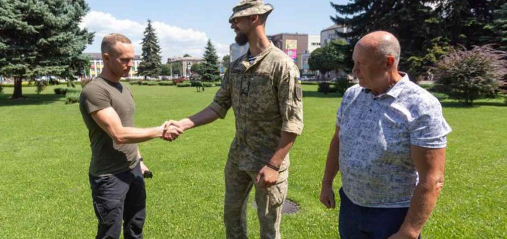 Кам’янське передало зарядну станцію військовослужбовцям мінометної батареї