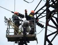 Залишились без електропостачання внаслідок негоди: енергетики ДТЕК повернули світло 19 тисячам клієнтів на Дніпропетровщині