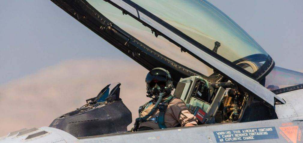 У США вважають, що зараз літаки не принесуть Україні користі через систему ППО Росії, – WP