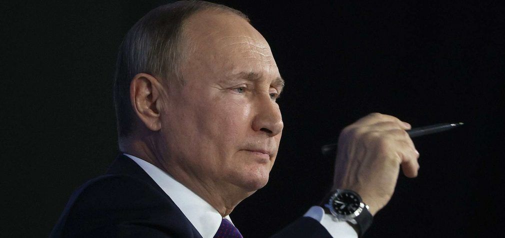 Путін назвав західні землі Польщі “подарунком Сталіна”