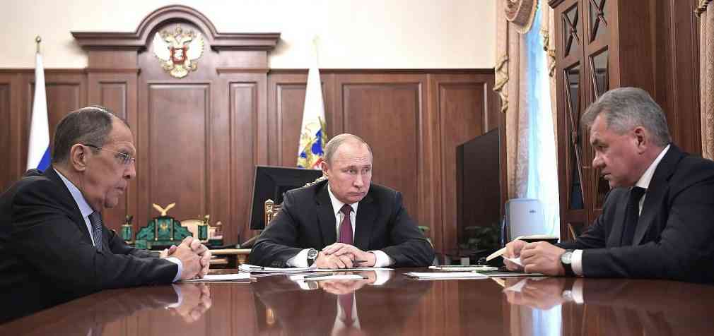Шойгу заявив, що Путіну двічі на день доповідають про війну