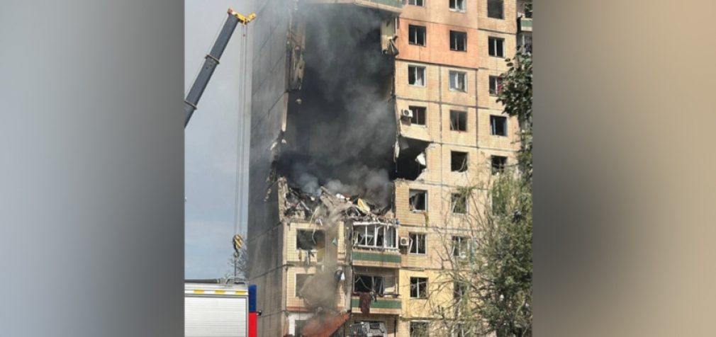 Двоє загиблих та 31 постраждалий: наслідки удару по багатоповерхівці у Кривому Розі