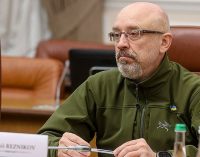 Резніков поговорив з очільником Пентагону та анонсував “хороші новини”