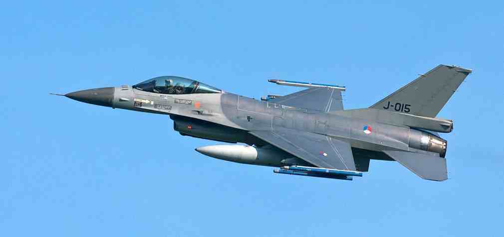 Для передачі F-16 зараз не ідеальні умови на полі бою – Пентагон
