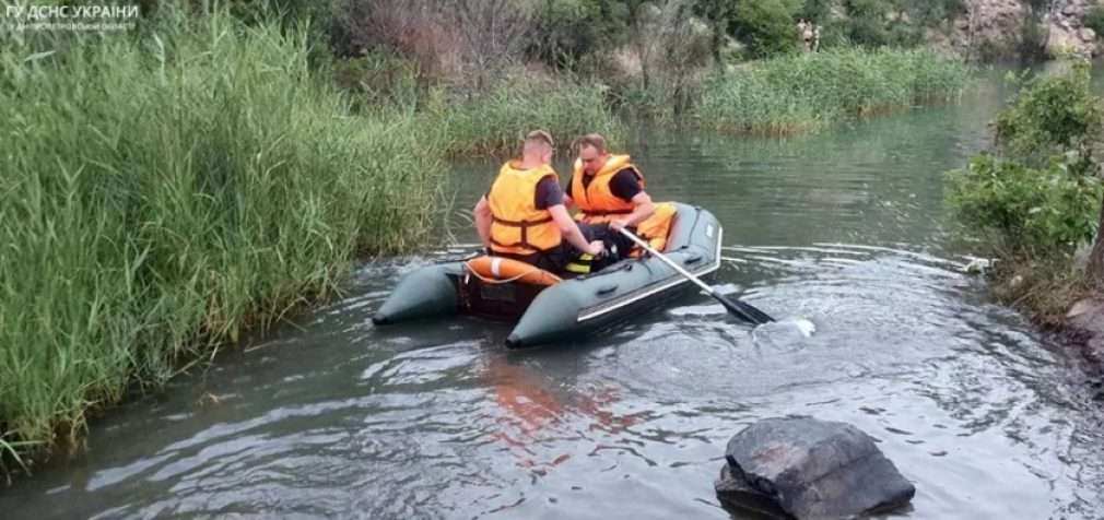 У Кривому Розі надзвичайники врятували юнака, який травмував ногу