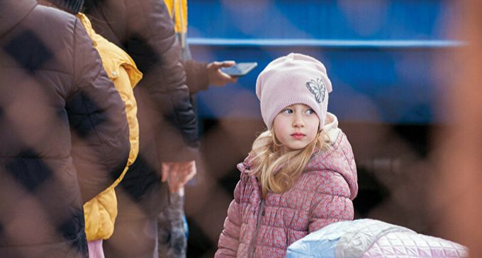 З кількох населених пунктів Донеччини примусово вивезуть дітей