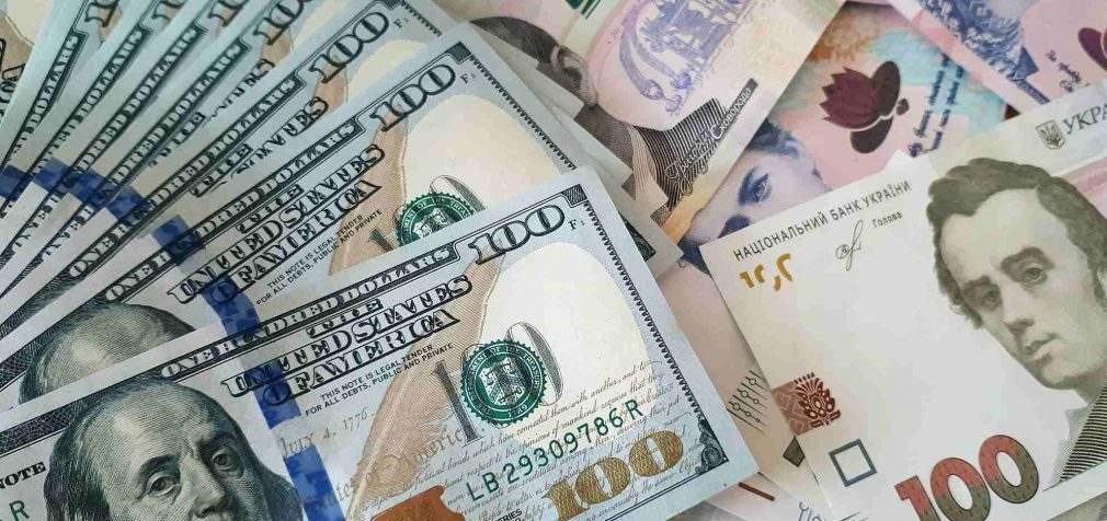 Індекс Бігмака: у липні долар мав би коштувати близько 18,8 гривні