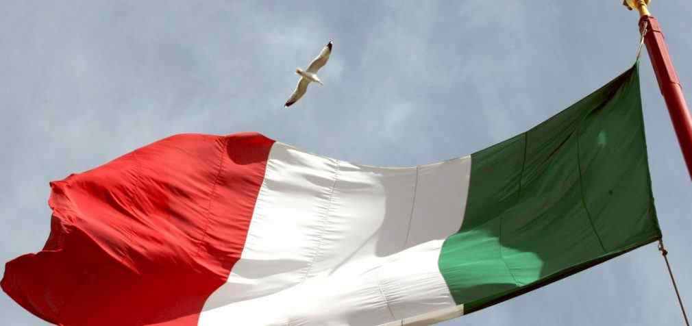 Італія призупинила програму “золотих віз” для громадян Росії та Білорусі