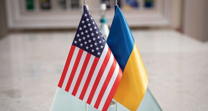 Фронт і зброя: керівництво України і США обговорило оборонну співпрацю