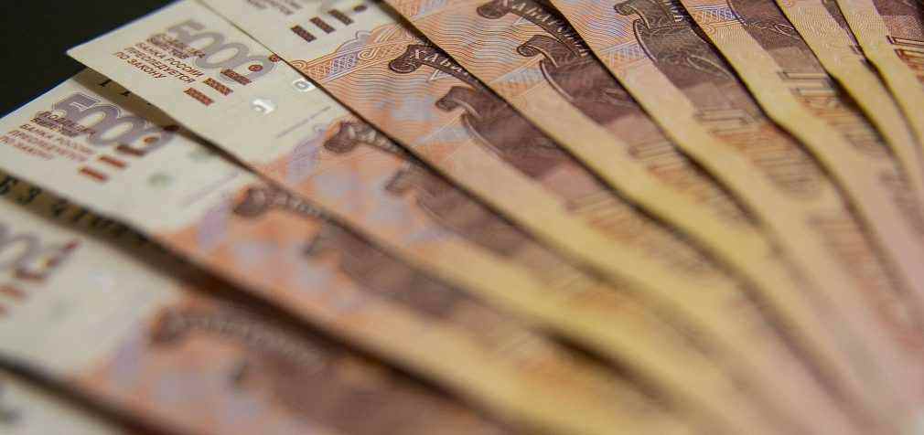 Рубль обвалився до мінімуму з весни 2022 року