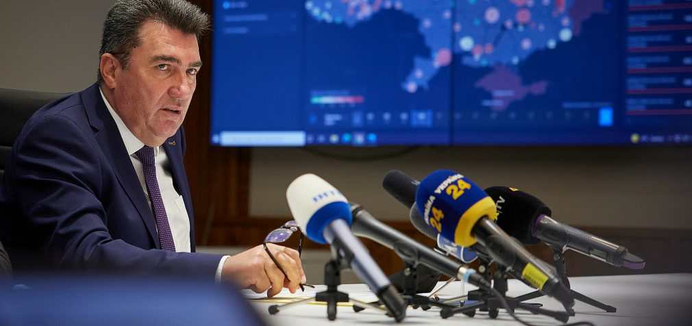 Данілов прокоментував можливість відновлення ядерного статусу України