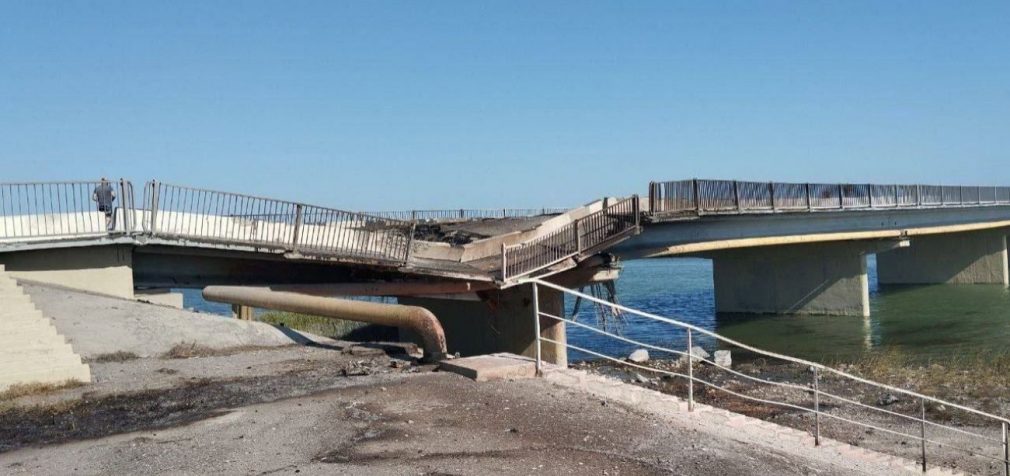 В ЗСУ підтвердили удари по мостах до Криму