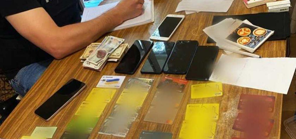 Привласнили понад 20 млн грн під виглядом продажу автівок для ЗСУ: Нацполіція викрила організовану групу шахраїв