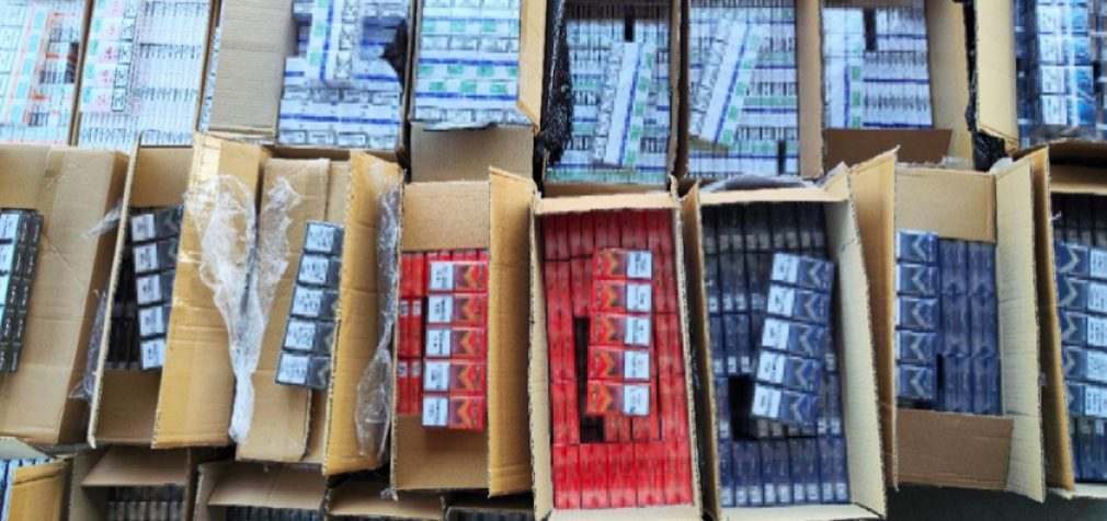 Поліцейські Запоріжжя вилучили контрафактні цигарки на суму понад мільйон гривень