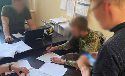 Здав у ломбарди радіостанції та квадрокоптери на пів мільйона гривень: на Дніпропетровщині судитимуть військового