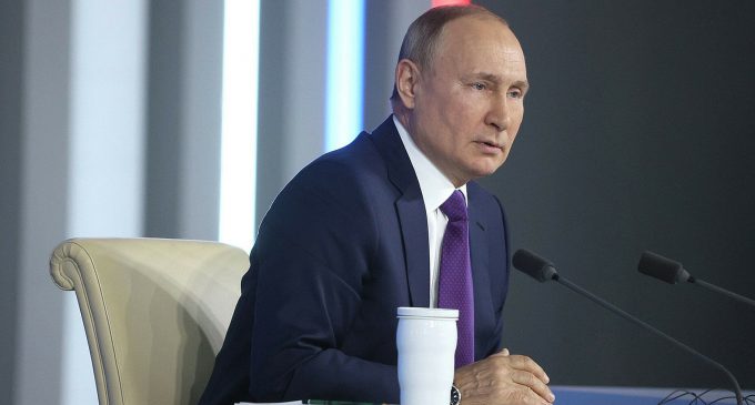 Путін похвалив Маска: “Таланлива та видатна людина”